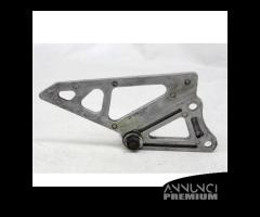 SUPPORTO PEDANA ANTERIORE SINISTRA SUZUKI GSX R 75