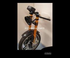 Guzzi v35 cafe racer forcelle ohlins freni brembo