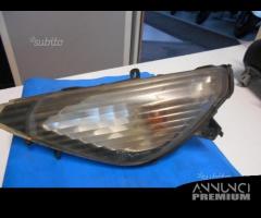 Freccia anteriore sinistra Honda Silver Wing