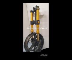 Buell avantreno forcelle ohlins pinza perimetrale - 8