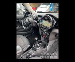 Mini Cooper D 1.5 Anno 2015 Full Navi - 15