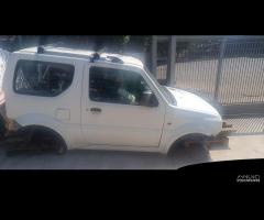 Cabina Suzuki Jimny 1.3 B anno 2004