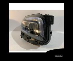 Mercedes W247 GLB Faro LED USA R - 13416