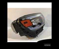 Mercedes W247 GLB Faro LED USA R - 13416