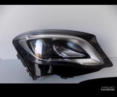 Faro anteriore a LED Mercedes Benz GLA W156 - R -