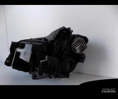 Faro anteriore a LED Mercedes Benz GLA W156 - R - - 8