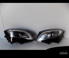 Faro anteriore a LED Mercedes Benz GLA W156 - L -