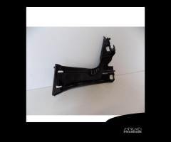 BMW 5 F10/F11Guida per parafango sinistro - 4295