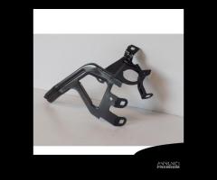 BMW 5 F10/F11Supporto parafango sinistro - 4303