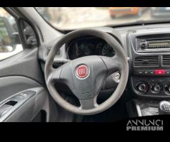 Fiat Doblo Doblò anno 2012 1300CC MJT - 25