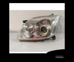 Faro Allo Xeno Sx Della Toyota Avensis T25- 15036