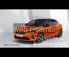 Opel corsa 2022 ricambi musata frontale