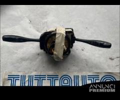 Devio Luci Mitsubishi L200 2003 2477CC TD 4D56