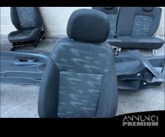 Sedili grigio scuro Opel Corsa 2011 3 porte - 9