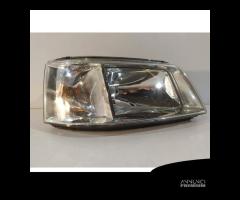 VW T5 Faro Anteriore H7, Destro - 14858