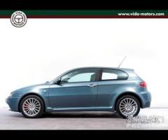 Alfa romeo 147 gta 3.2 v6 - 12