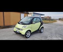 Smart fortwo coupé 700 benzina