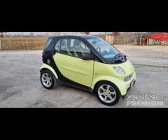 Smart fortwo coupé 700 benzina