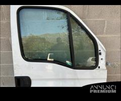 Ricambi Iveco Daily 2001 bianco 2800cc TD 8140.43S