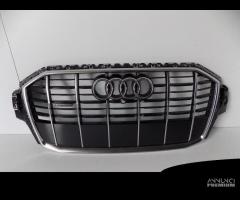 Griglia Audi Q7 4M / Atrapa / Fotocamera - 10526