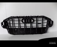 Audi Q7 4M / Griglia / Fotocamera - 10526