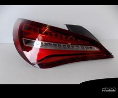 Mercedes W117 CLA LCI - Fari Posteriori a Led - R - 6