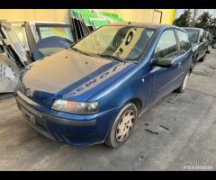 Ricambi usati FIAT PUNTO 188 1.2 BENZ.- 188A4000