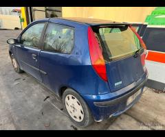 Ricambi usati FIAT PUNTO 188 1.2 BENZ.- 188A4000