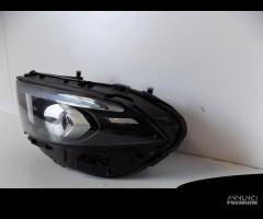 Mercedes Classe A W177 Faro a LED sinistra comple