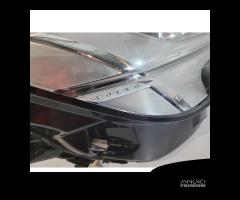 VOLVO V90 Faro ACTIVE HIGH BEAM - R 13568