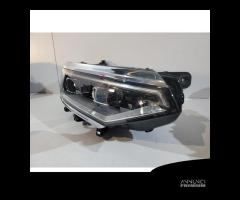 VW Passat B8 Lift - Faro Full Led - R 13574