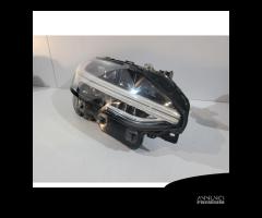 VOLVO V90 Faro ACTIVE HIGH BEAM - R 13568