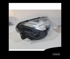 VOLVO V90 Faro ACTIVE HIGH BEAM - R 13568