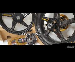 Yamaha r6 cerchi ruote carbonio con kit corone - 13