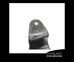 STAFFE SUPPORTO FANALE ANTERIORE SUZUKI GSX 750 E