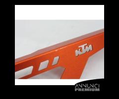 PARAFANGO POSTERIORE + PARACATENA KTM DUKE 390 201