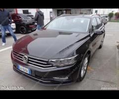 VOLKSWAGEN PASSAT Variant Bus 2.0TDI SCR EVO 150cv