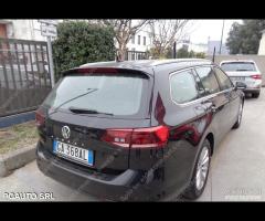 VOLKSWAGEN PASSAT Variant Bus 2.0TDI SCR EVO 150cv - 8