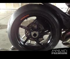 Ducati panigale - cerchi oz wheels piega r