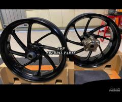 Honda cbr 1000 cerchi pvm forgiati superbike