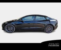 TESLA MODEL 3 75 kWh Long Range Dual Motor AWD 4 P