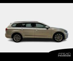 VOLKSWAGEN PASSAT VARIANT 2.0 TDI 110kW Business B