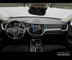 VOLVO XC60 B4 D AWD Geartronic Momentum