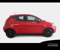 LANCIA YPSILON 1.0 FireFly 70cv S/S Hybrid SILVER