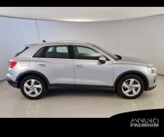 AUDI Q3 35 TDI S tronic Business Advanced