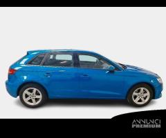 AUDI A3 SPORTBACK 30 TDI Business