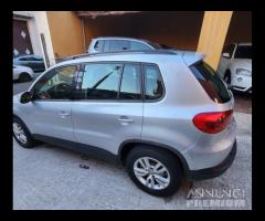 Volkswagen tiguan 2.0 tdi 2012