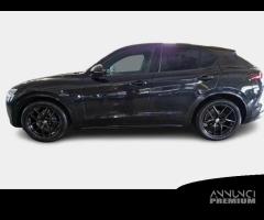 ALFA ROMEO STELVIO 2.2 Turbo Diesel 210CV Veloce A