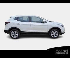 NISSAN QASHQAI 1.3 DIG-T 140 Business - 1