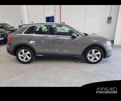 AUDI Q3 35 TDI S tronic Business Advanced